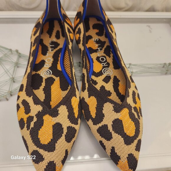 Rothy's Big Cat "The Point" Flats. NWT. - Picture 7 of 10